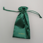 Зеленый подарок Drawstring ткани сатинировки вышивки кладет размер в мешки 7x9cm