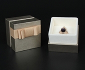 Пена цвета слоновой кости подарочной коробки ювелирных изделий сальто верхняя вводит неэтилированное для шкентеля кольца